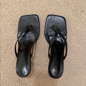 Elegant Black kitten heels